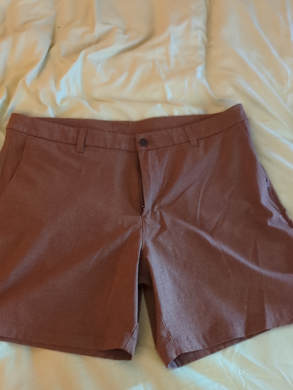 lululemon athletica Men's Brick Brown Flat-Front Shorts